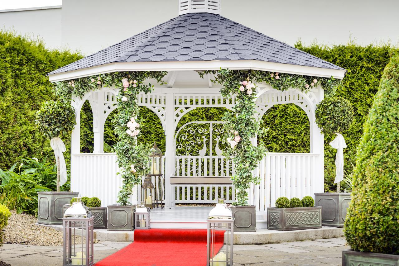 Killarney Oaks Hotel Exterior photo